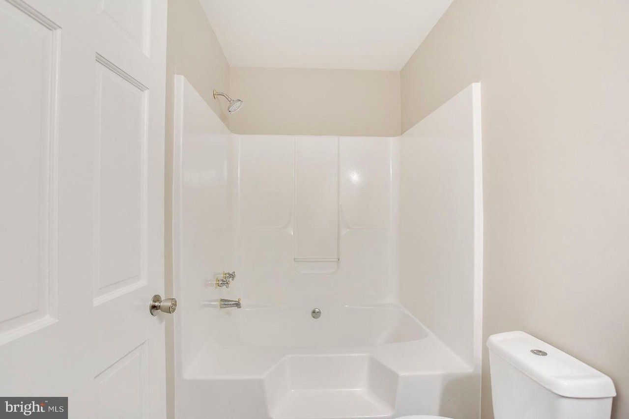 3120 Creedon Dr #C - Photo 7 of 11