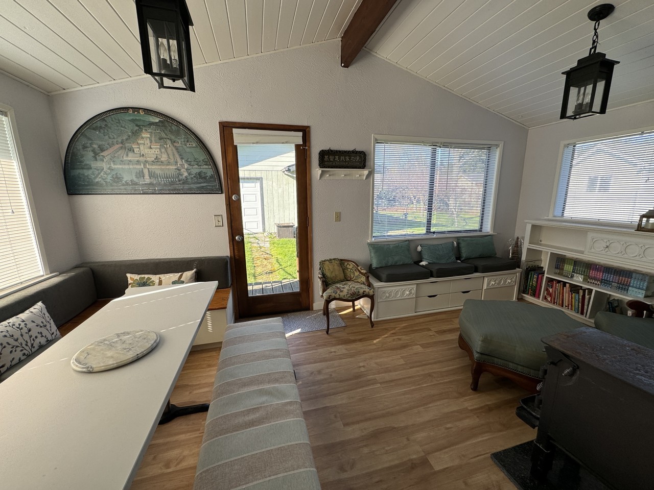 5704 Kingsway #NA - Photo 6 of 13