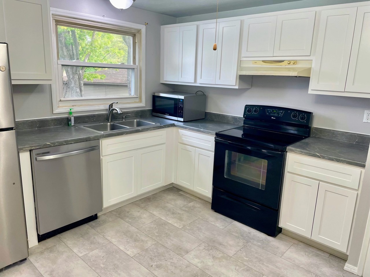15 Plum Tree Dr #NA - Photo 2 of 6