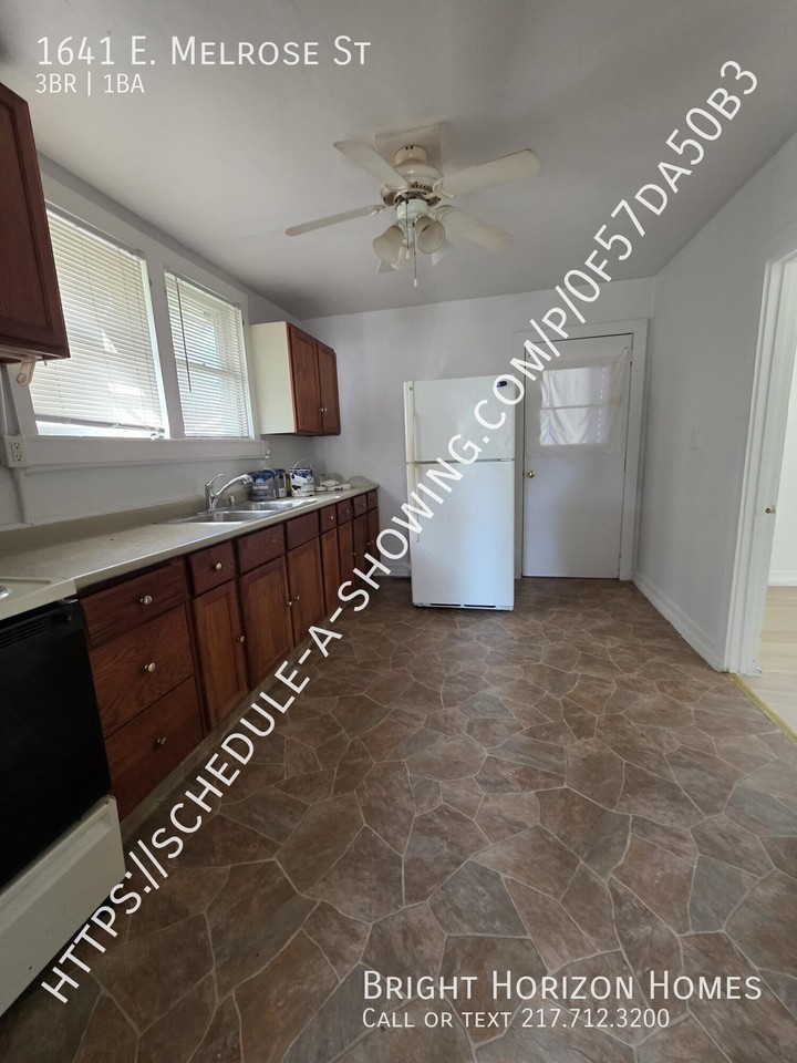 1641 E Melrose St - Photo 5 of 9
