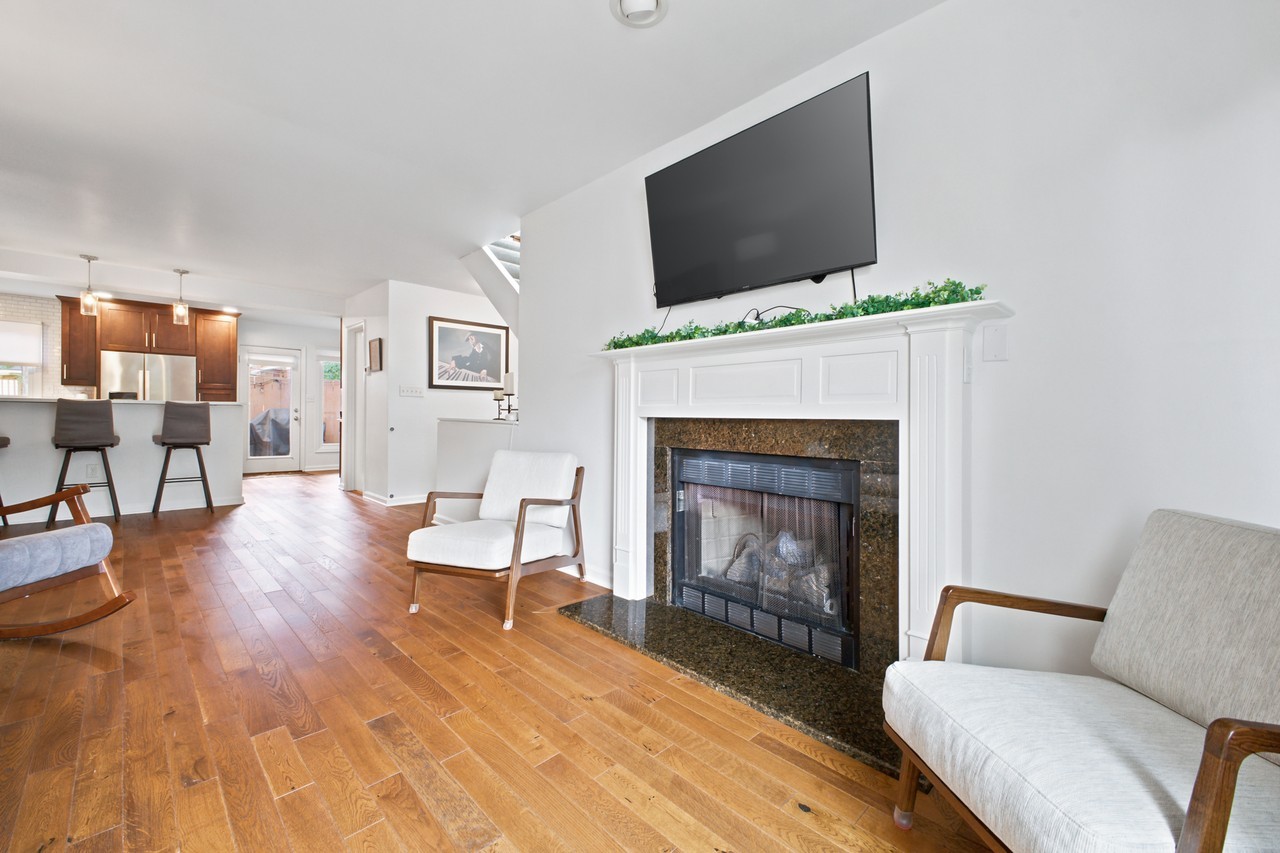 357 Woods Ave Sw #357 - Photo 6 of 17