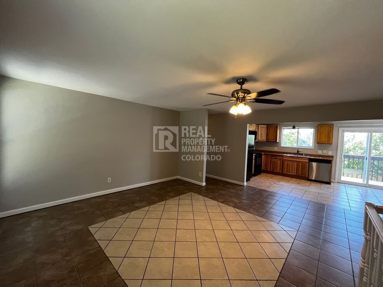 18301 E Hawaii Pl - Photo 3 of 24