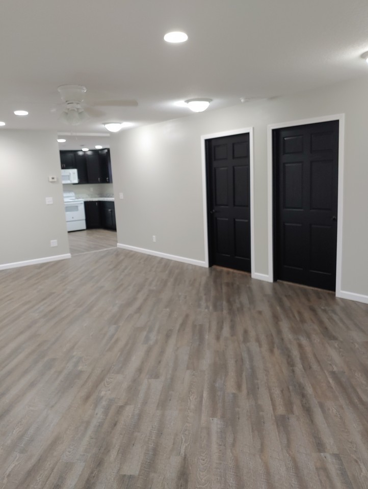609 S Main St #A - Photo 2 of 13