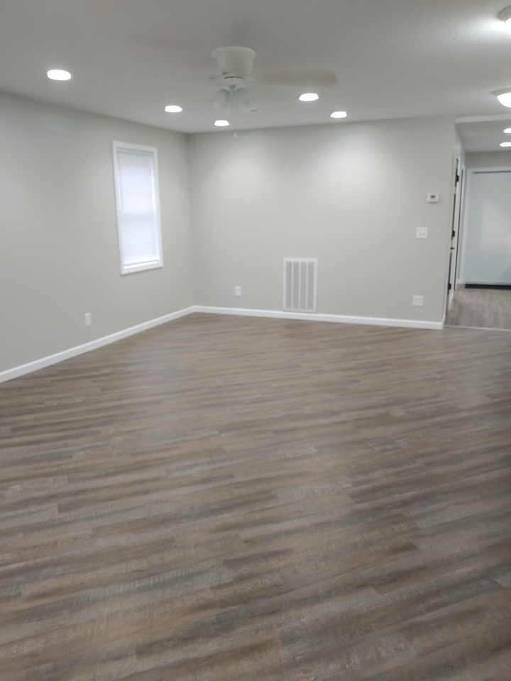 609 S Main St #A - Photo 3 of 13