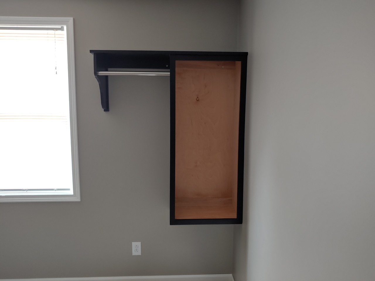 609 S Main St #A - Photo 4 of 13