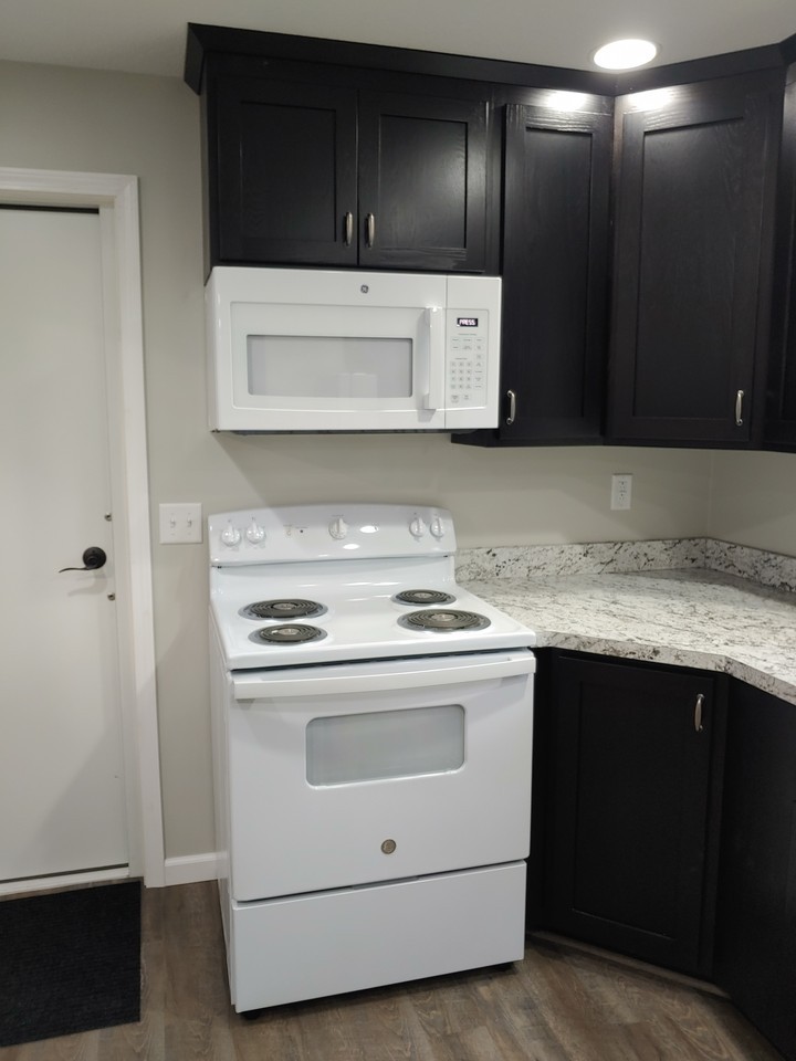 609 S Main St #A - Photo 7 of 13