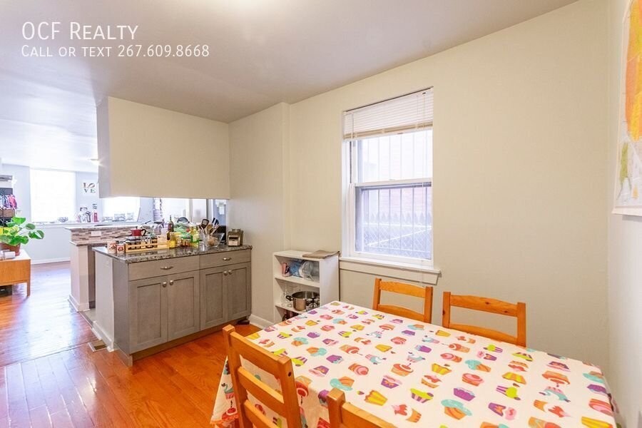 2220 Fitzwater St #1 - Photo 4 of 12