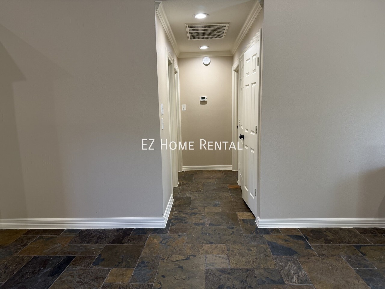 1014 Roxella St #B - Photo 7 of 15