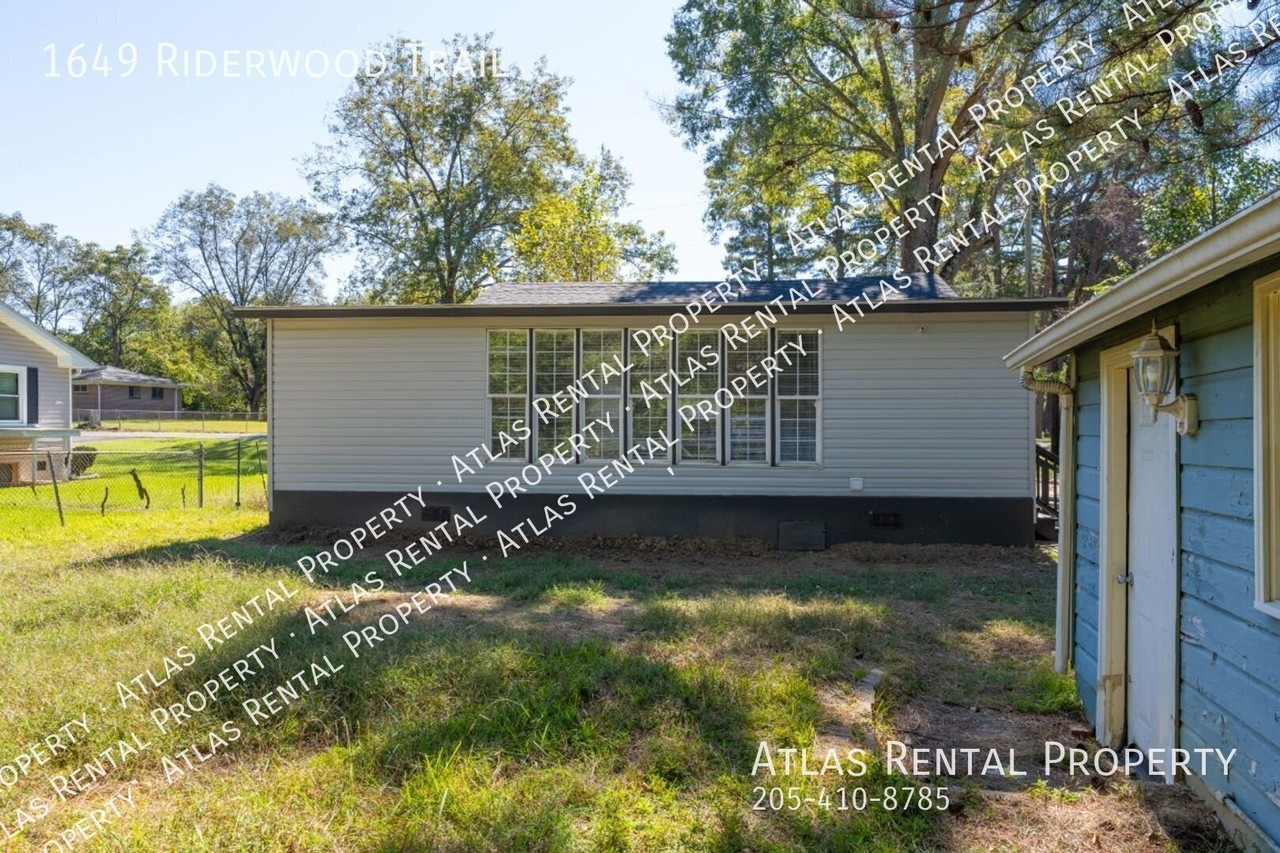 1649 Riderwood Trl - Photo 4 of 17