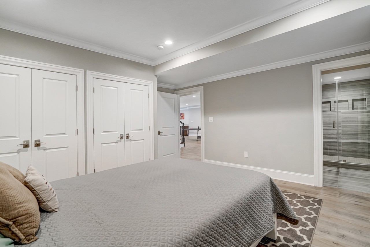 1712 Linwood Pl #NA - Photo 3 of 8