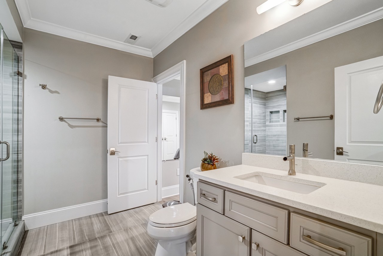 1712 Linwood Pl #NA - Photo 4 of 8