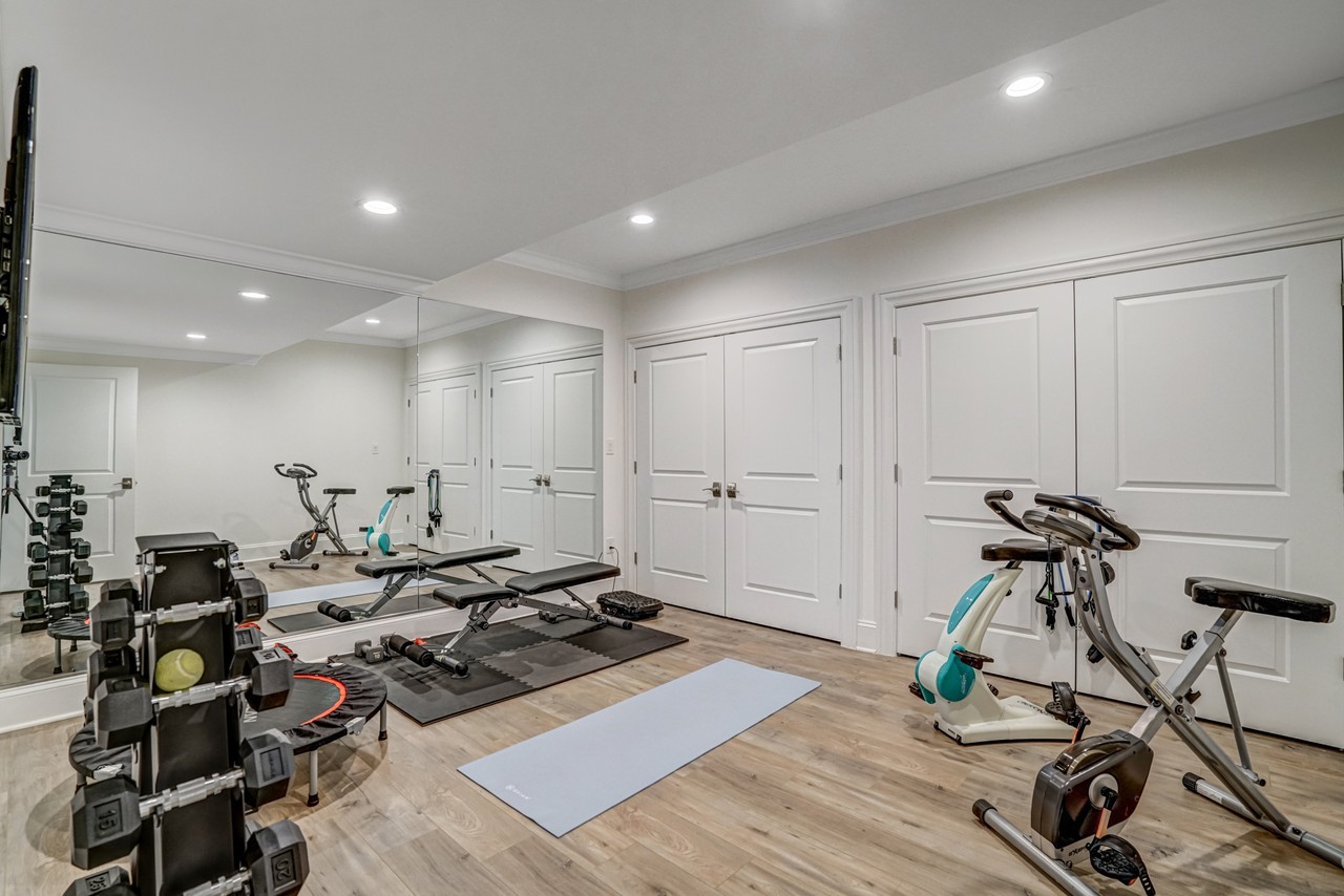 1712 Linwood Pl #NA - Photo 7 of 8