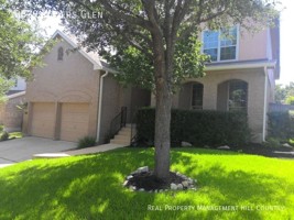 featured image of 18639 Rogers Gln