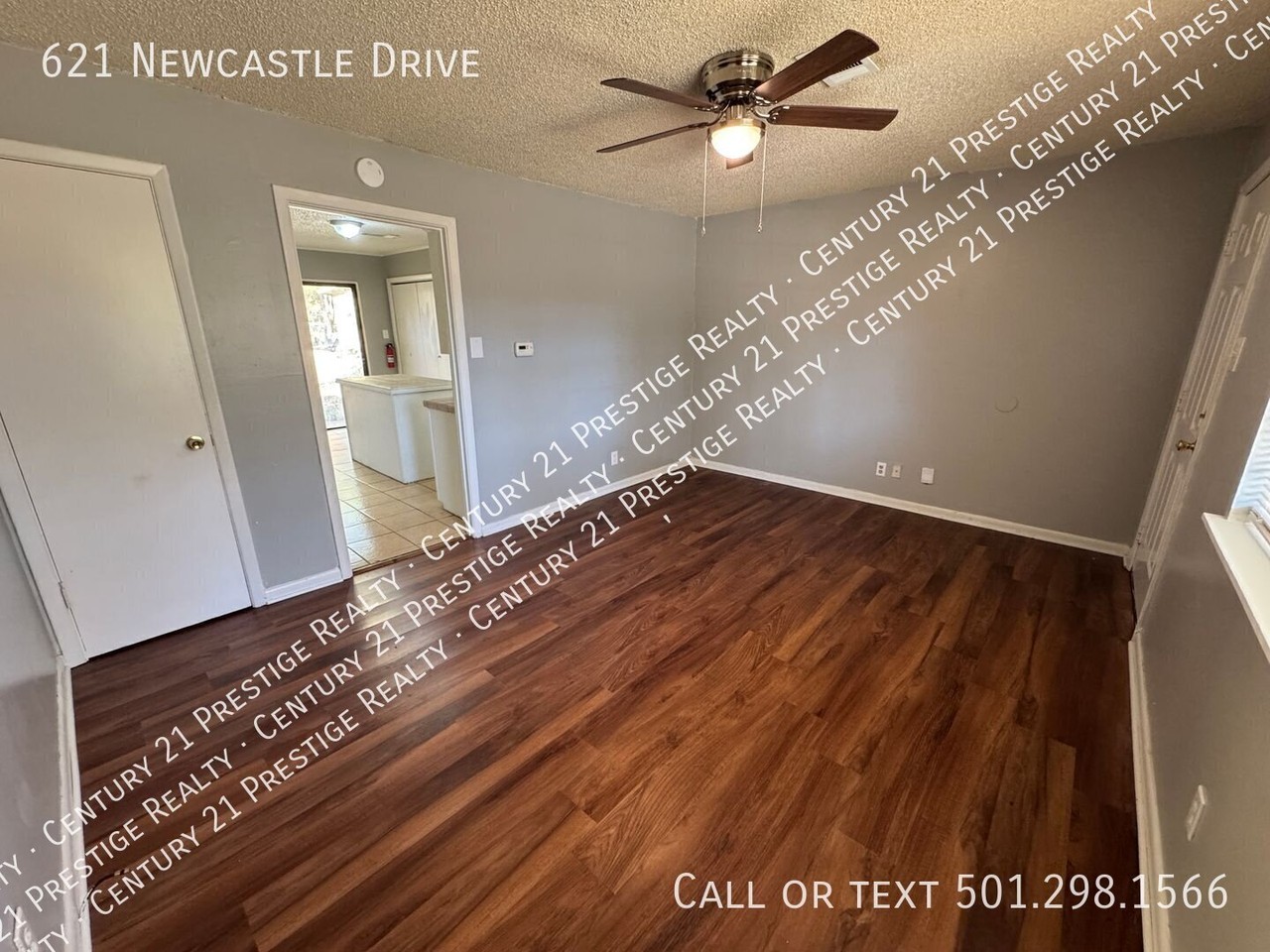 621 Newcastle Dr - Photo 3 of 14