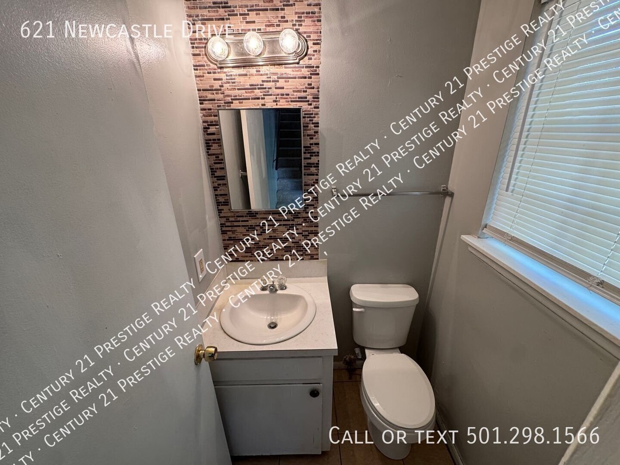 621 Newcastle Dr - Photo 6 of 14