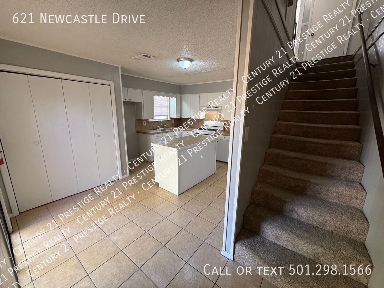 621 Newcastle Dr - Photo 7 of 14