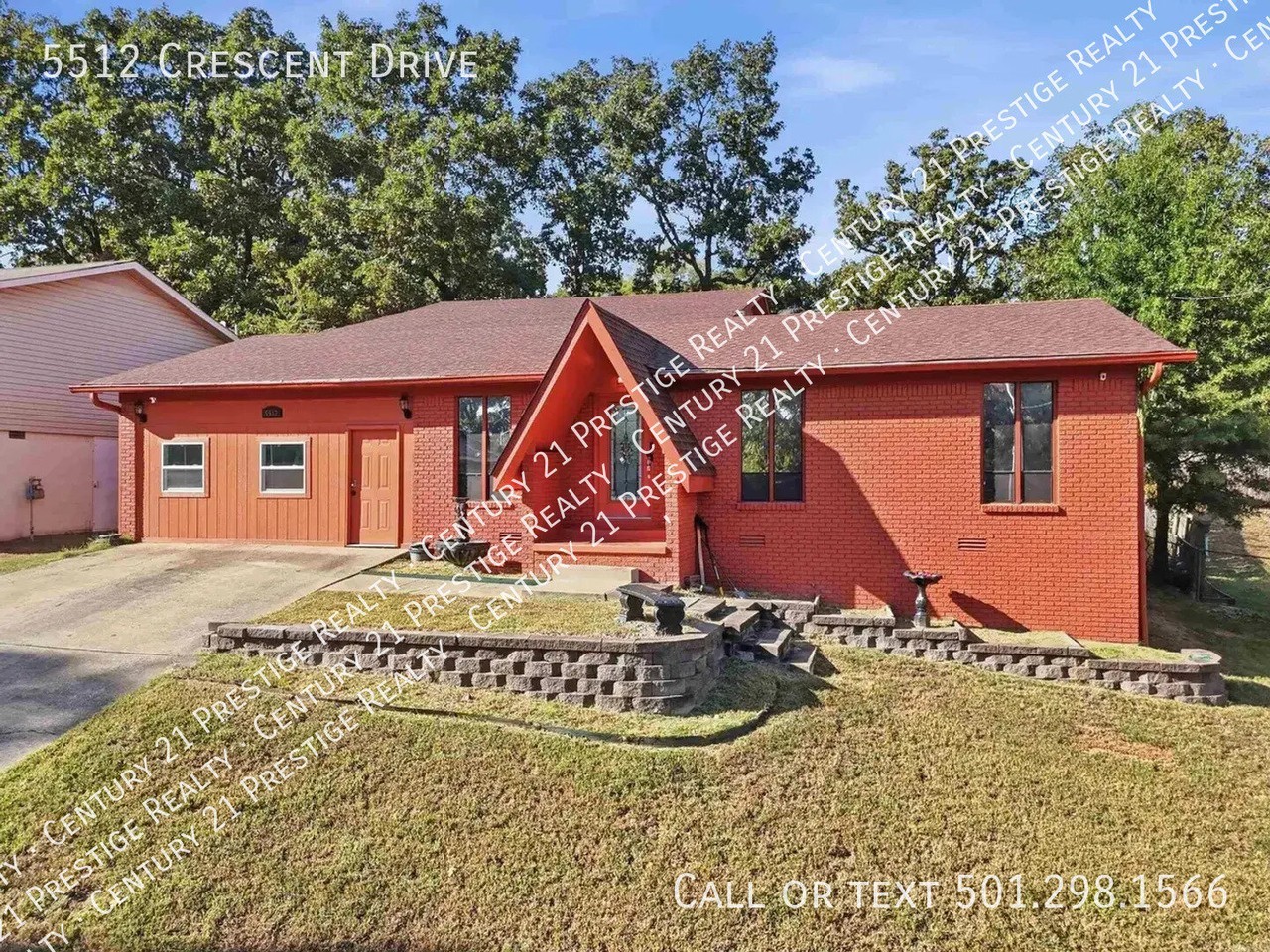 5512 Crescent Dr - Photo 3 of 31