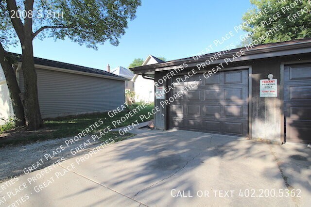 2008 S 8th St - Photo 2 of 15