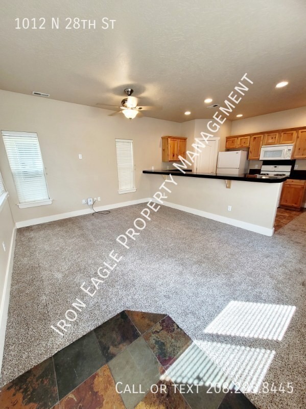 1012 N 28th St - Photo 2 of 8