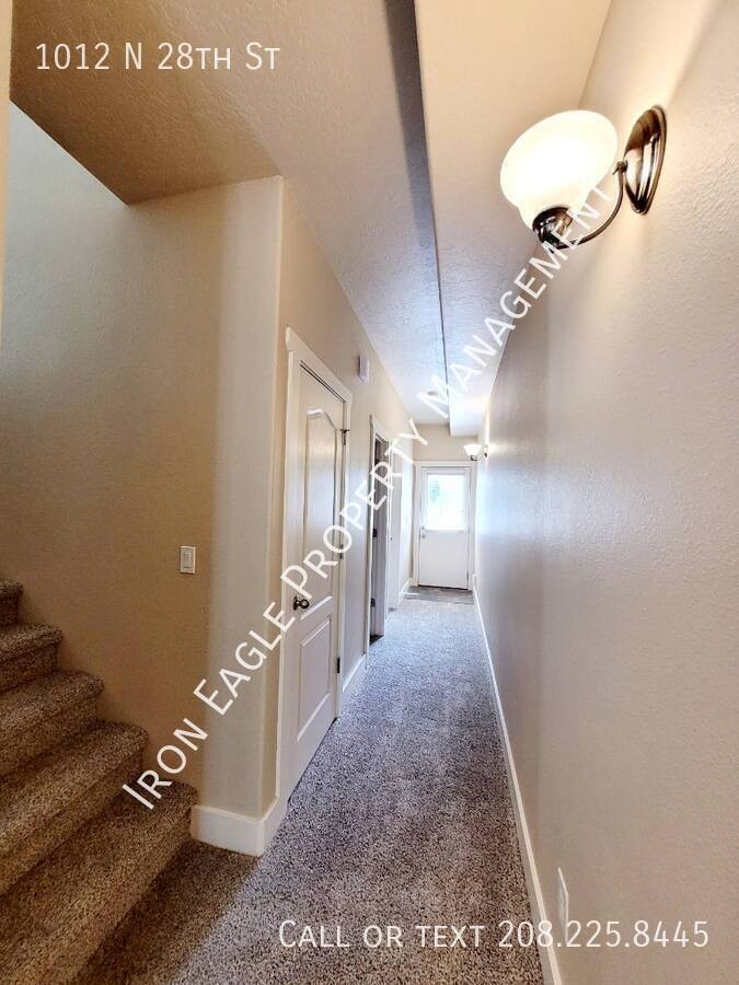 1012 N 28th St - Photo 3 of 8