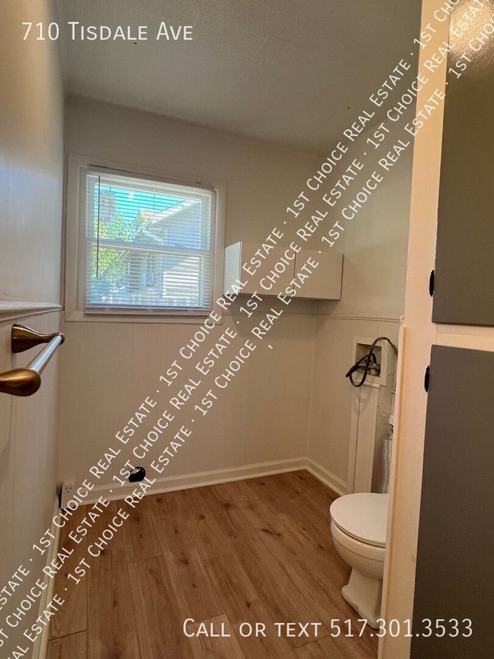 710 Tisdale Ave - Photo 7 of 9