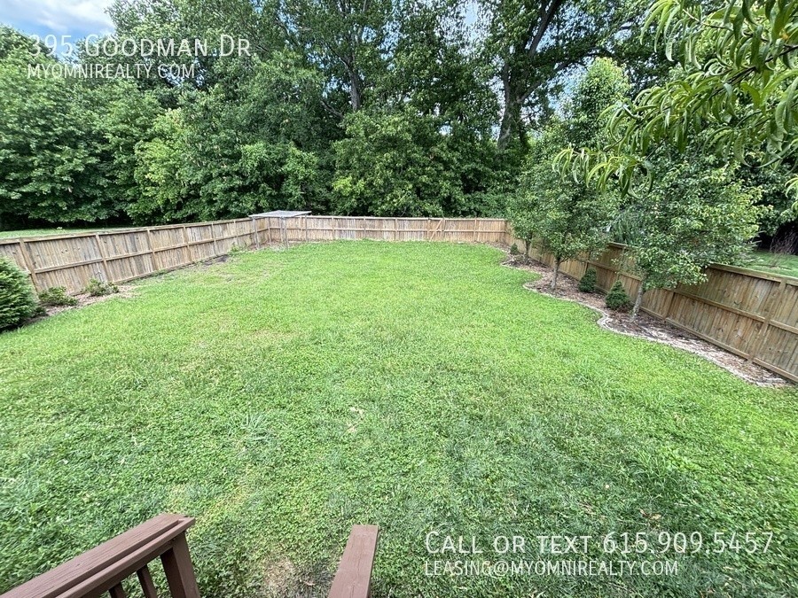 395 Goodman Dr - Photo 3 of 23