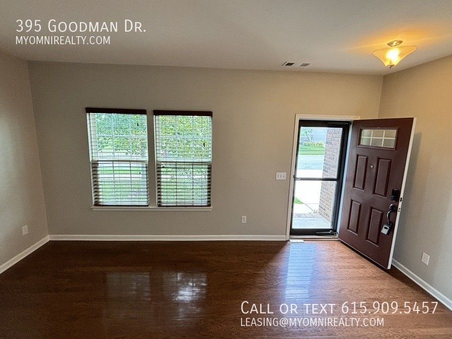 395 Goodman Dr - Photo 4 of 23