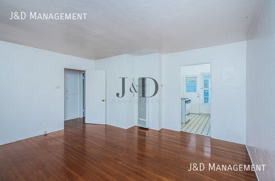 4382 Louisiana St #4382 - Photo 4 of 20