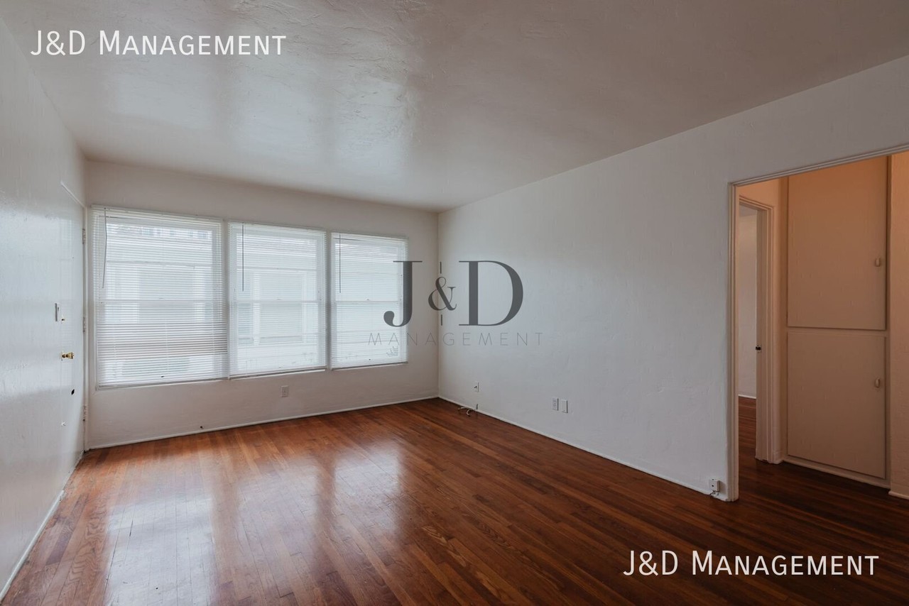 4386 Louisiana St #4386 - Photo 2 of 19