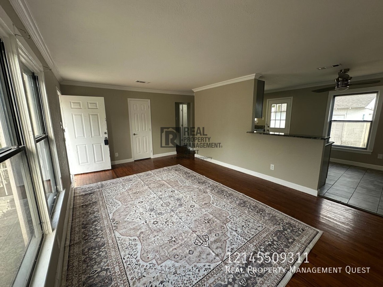 2736 Morgan Dr - Photo 3 of 13