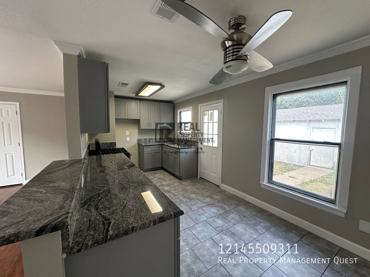 2736 Morgan Dr - Photo 5 of 13
