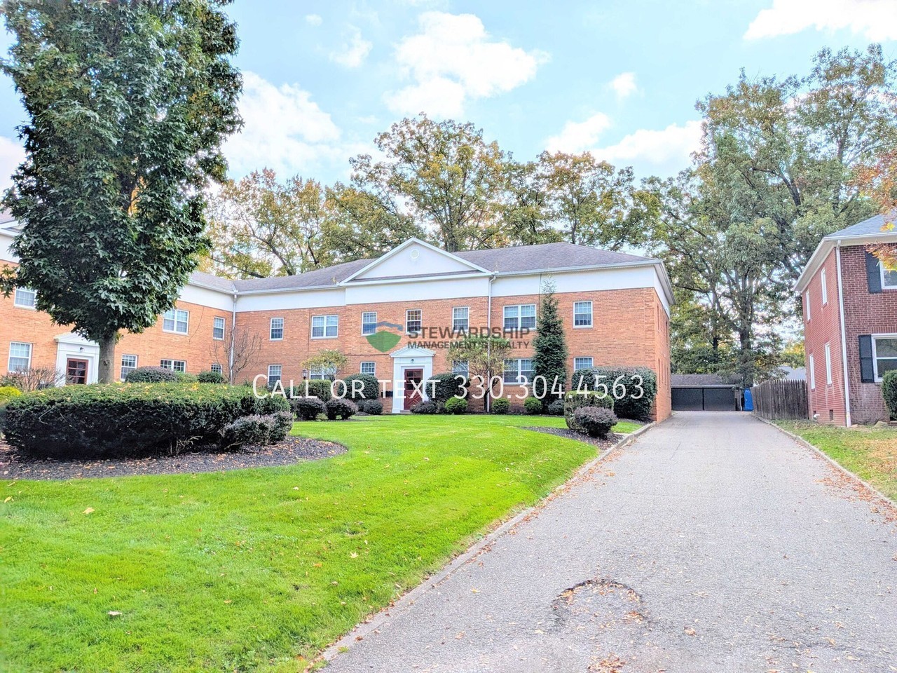 1170 Sunset Dr #B7 - Photo 3 of 21