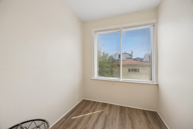 1421 S 48th Ct #2 - Photo 4 of 9
