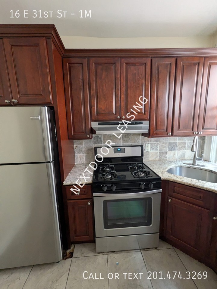 16 E 31st St #1M - Photo 2 of 8