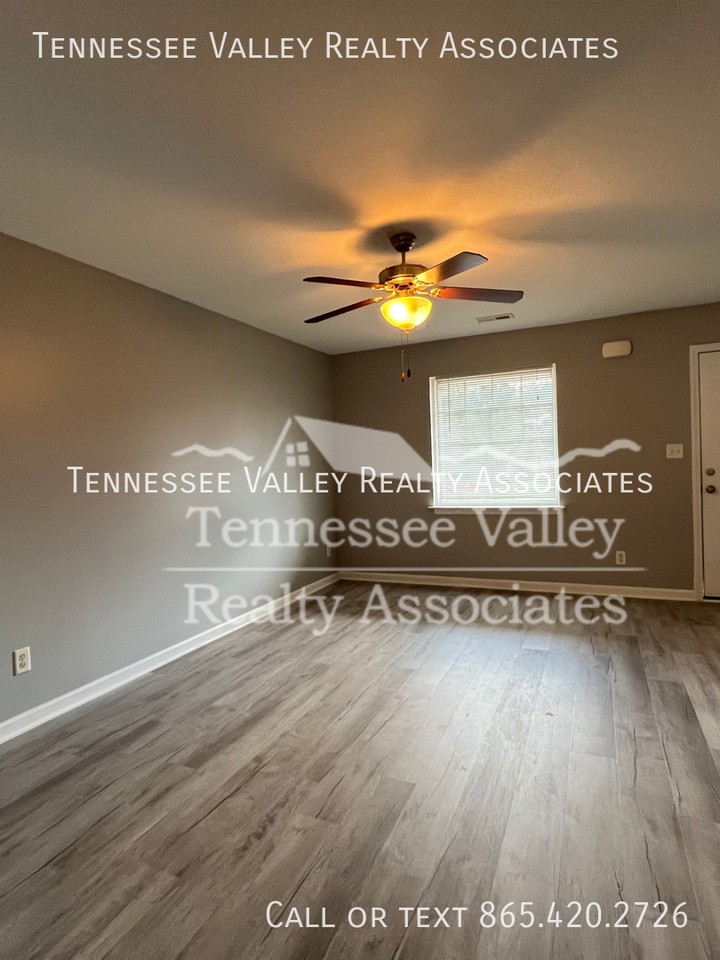 359 Franklin Mdws - Photo 4 of 20