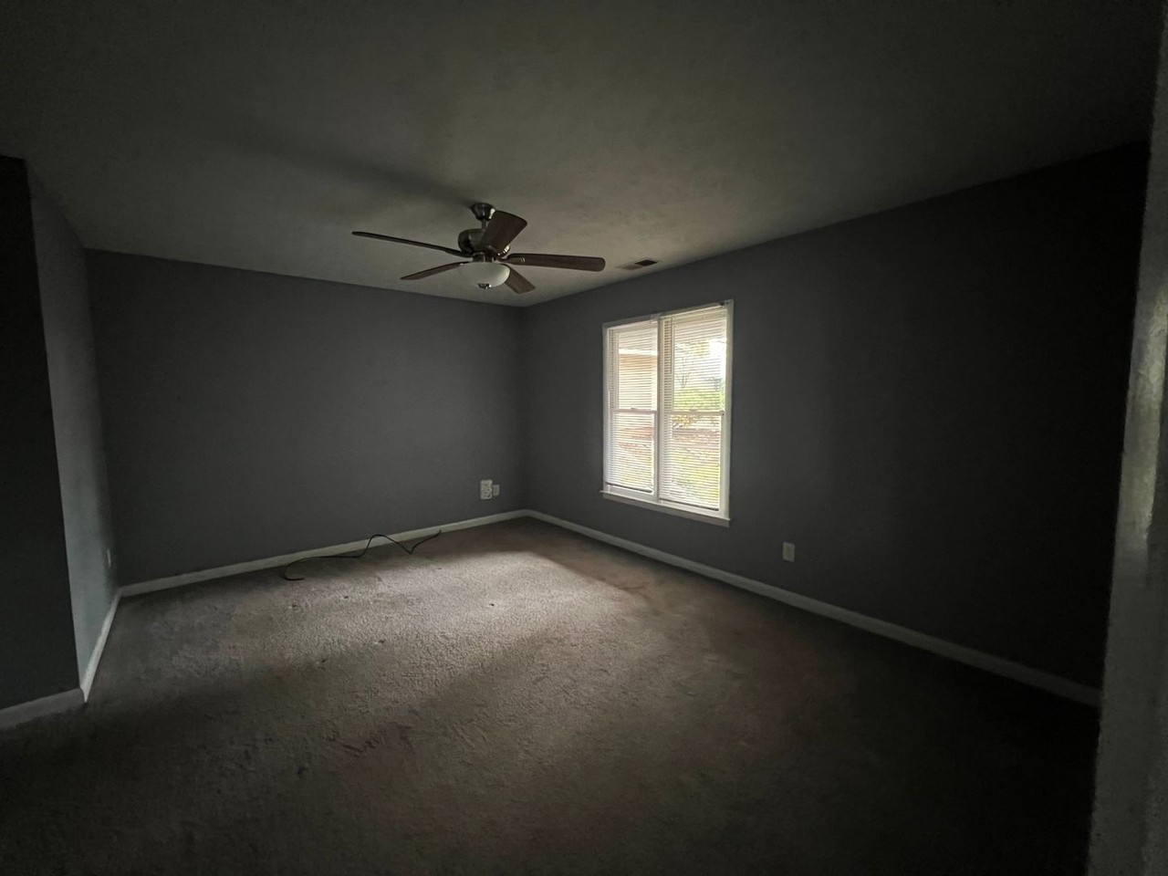 6670 Winchester St - Photo 7 of 12