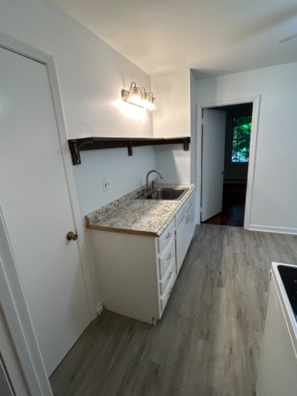 309 1/2 Spruce St #A - Photo 4 of 10