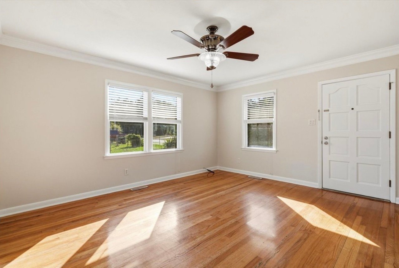 4239 Paramount Dr - Photo 3 of 20