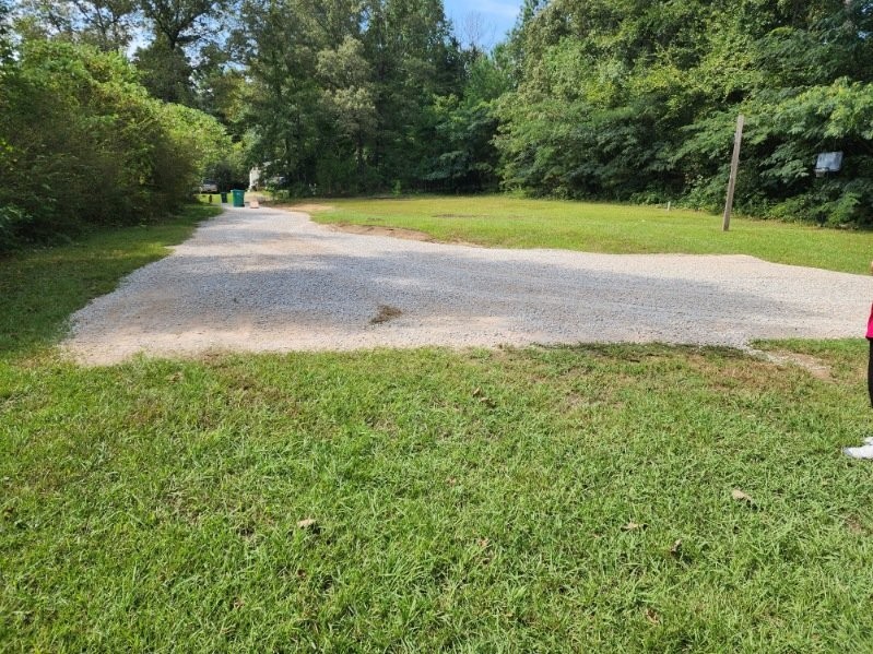 15062 Unicorn Dr - Photo 3 of 29