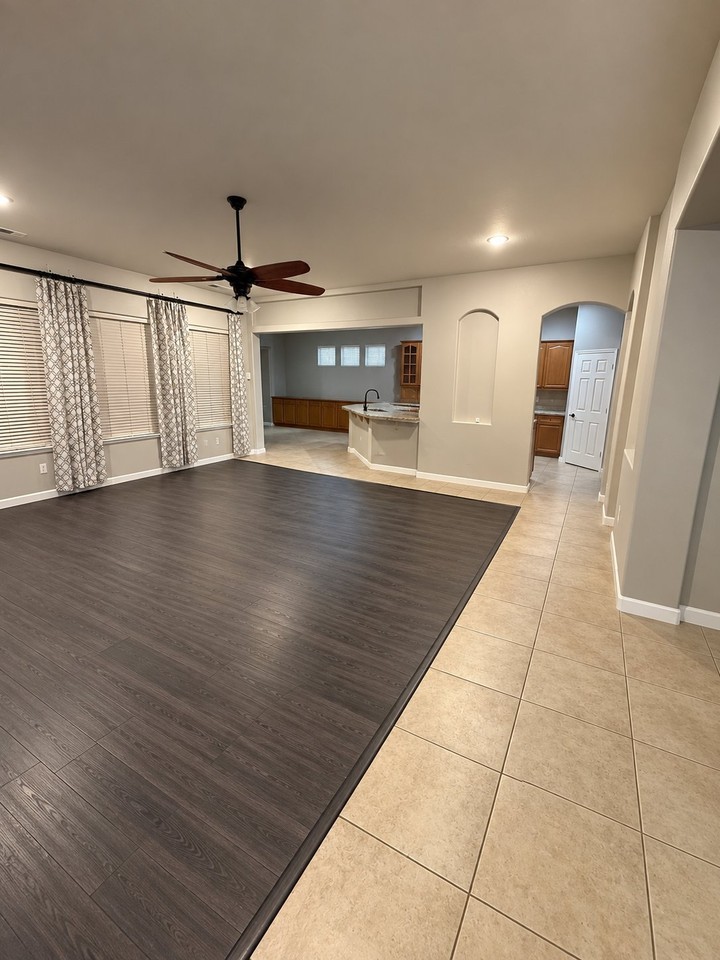 3787 Desert Fox Dr - Photo 4 of 20