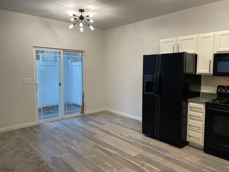 6682 S Pine Landing Way - Photo 3 of 9
