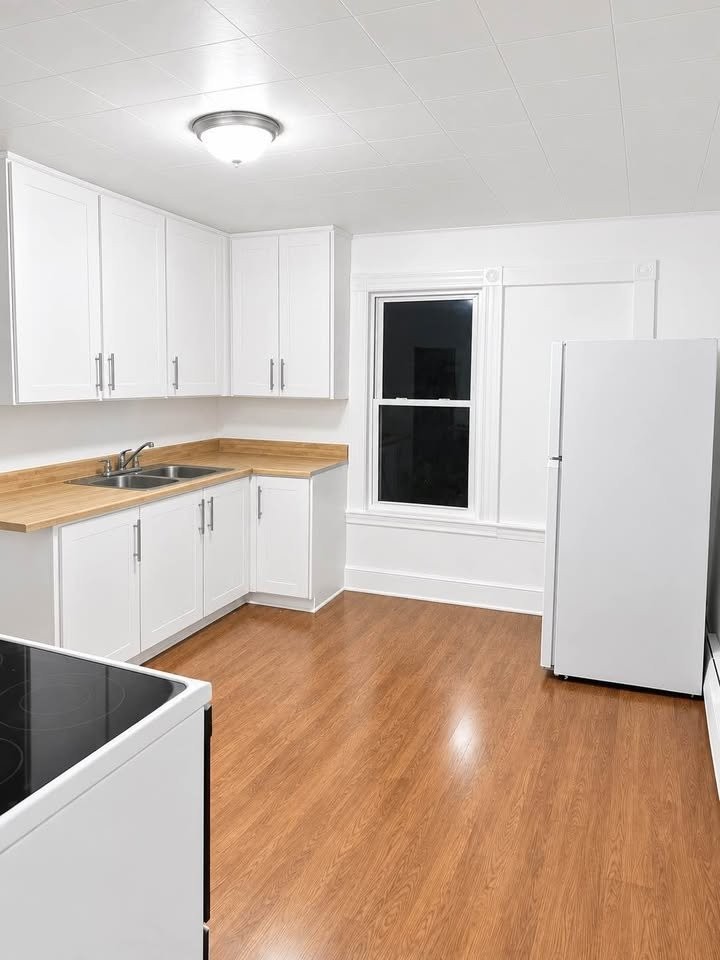 76 Maine Ave #2 - Photo 6 of 14