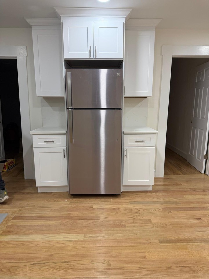 32 Morris St #1 - Photo 3 of 9