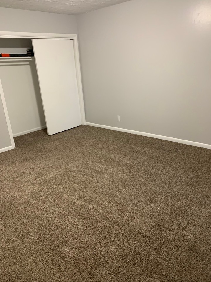 725 E Canyon Rd #5 - Photo 4 of 10