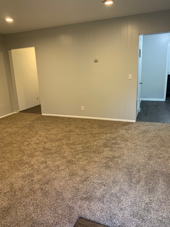 725 E Canyon Rd #5 - Photo 5 of 10