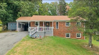 1012 Moreview Dr - Photo 1 of 1