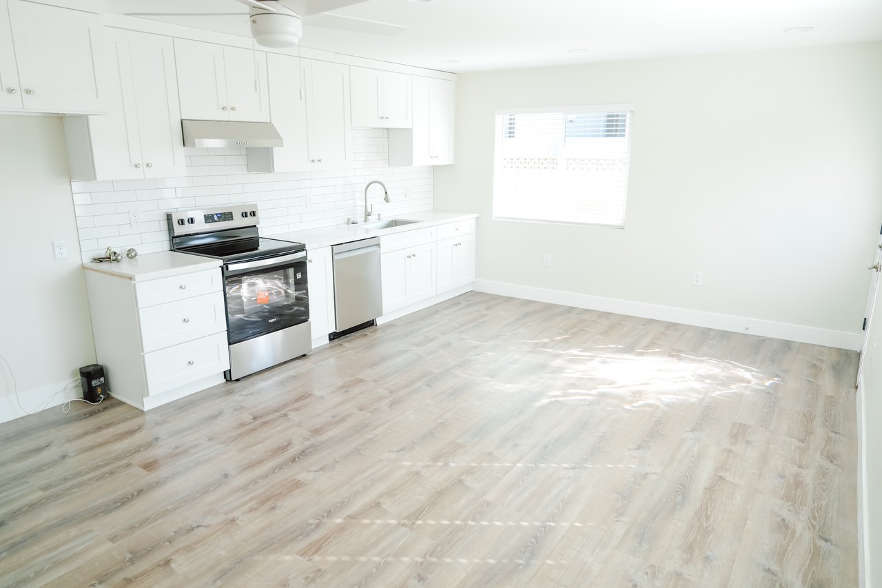 16488 Van De Velde Way - Photo 5 of 32