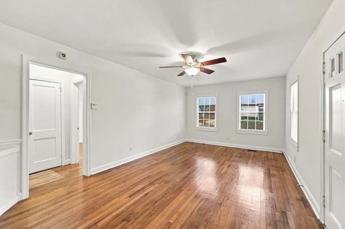 1410 Rosedale Ave - Photo 6 of 20
