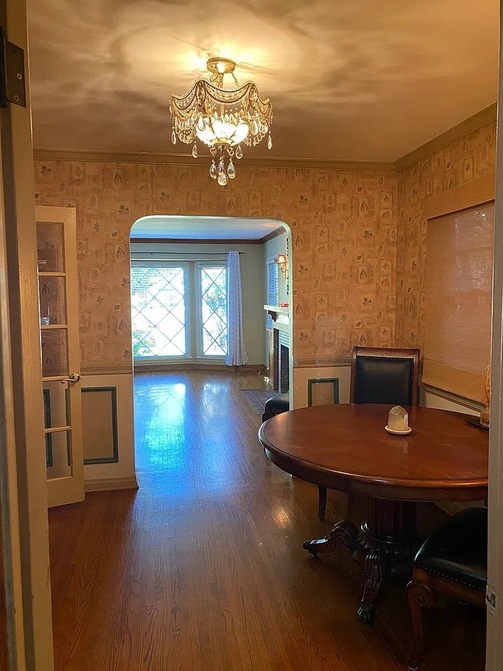 22620 Burbank Blvd - Photo 7 of 16
