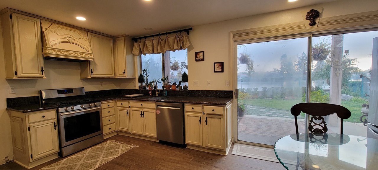 30152 Shoreline Dr #4 - Photo 6 of 10